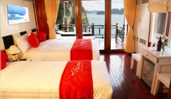 Paloma Cruise in Halong